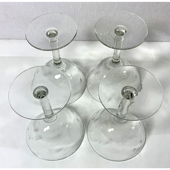 Vintage Glassware 4 Vine Leaf Design Champagne Pedestal Glasses Wedding Party #1 - Picture 6 of 8